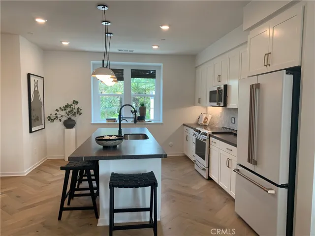 3663 Elm Avenue, Long Beach, California 90807
