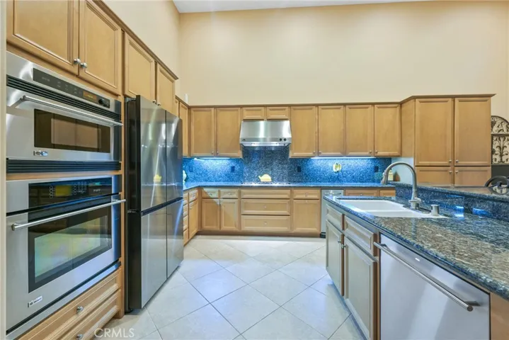 18949 Pelham Way, Yorba Linda, California 92886