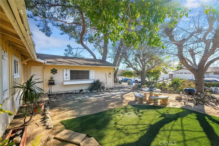 13700 Marchant Avenue, Sylmar, California 91342