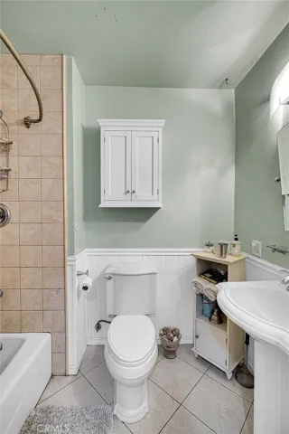 13700 Marchant Avenue, Sylmar, California 91342