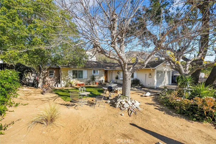 13700 Marchant Avenue, Sylmar, California 91342