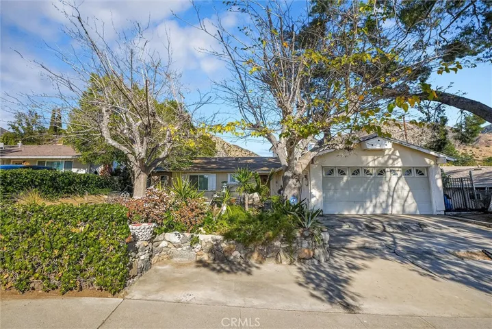 13700 Marchant Avenue, Sylmar, California 91342