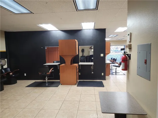 241 E Base Line Road A, Rialto, California 92376