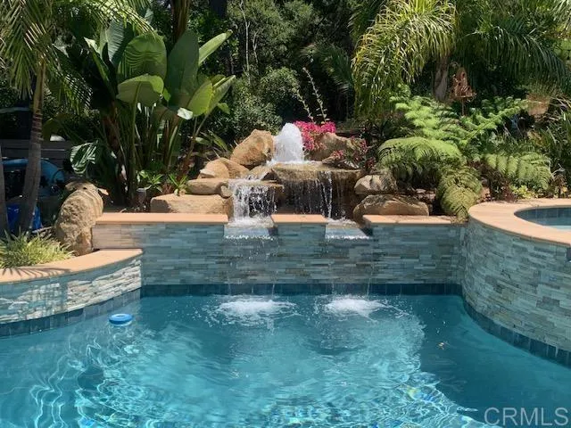 19742 44 Mt Israel Place, Escondido, California 92029