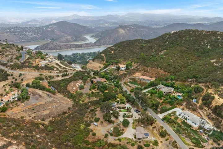 19742 44 Mt Israel Place, Escondido, California 92029