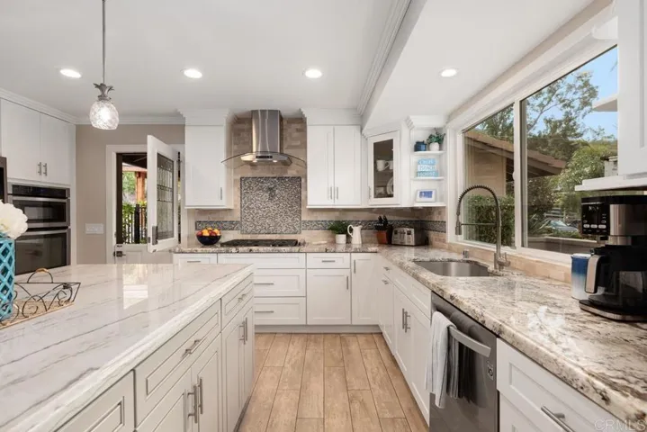 19742 44 Mt Israel Place, Escondido, California 92029