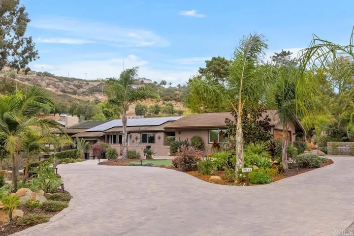 19742 44 Mt Israel Place, Escondido, California 92029