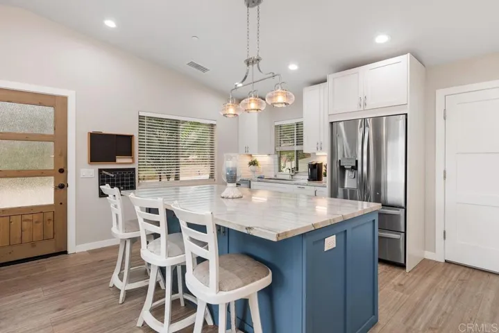 19742 44 Mt Israel Place, Escondido, California 92029