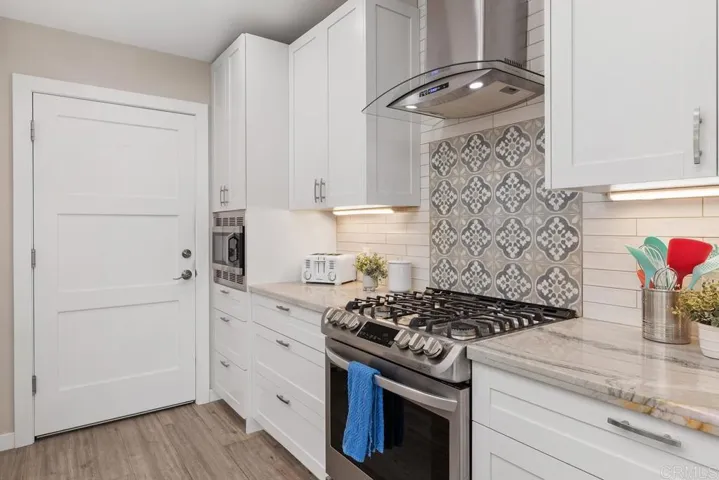 19742 44 Mt Israel Place, Escondido, California 92029