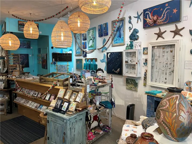 727 Main Street, Cambria, California 93428