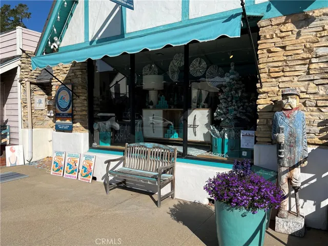 727 Main Street, Cambria, California 93428