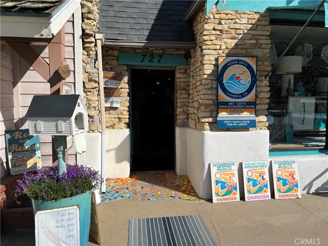 727 Main Street, Cambria, California 93428
