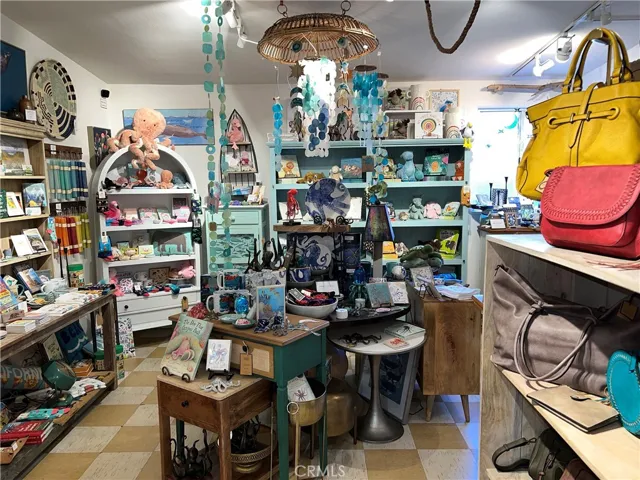 727 Main Street, Cambria, California 93428