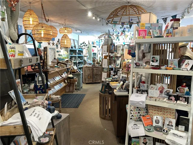 727 Main Street, Cambria, California 93428