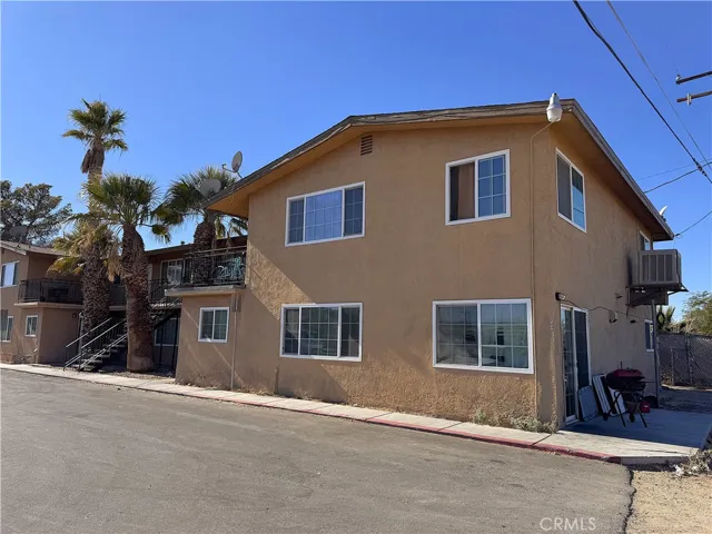 315 W Grace Street, Barstow, California 92311