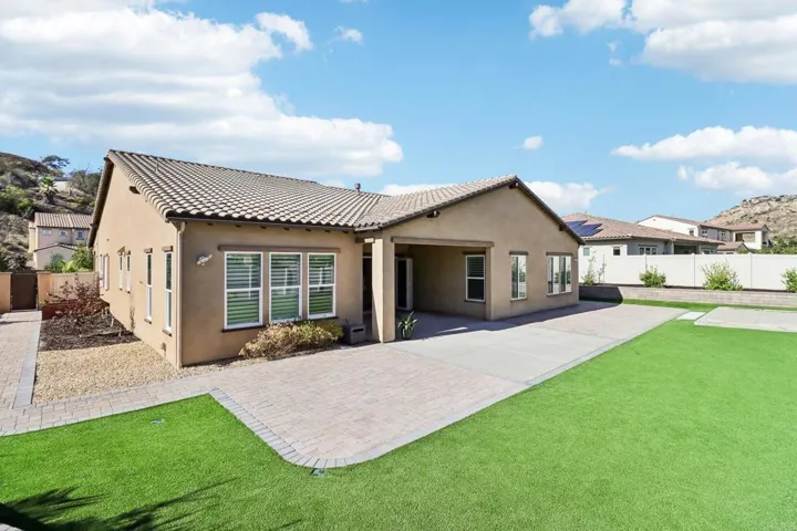 1501 Vista Verde Dr., Escondido, California 92026