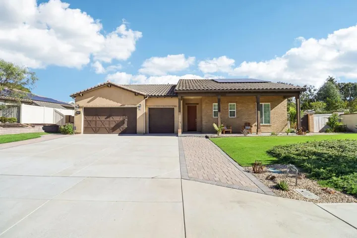 1501 Vista Verde Dr., Escondido, California 92026