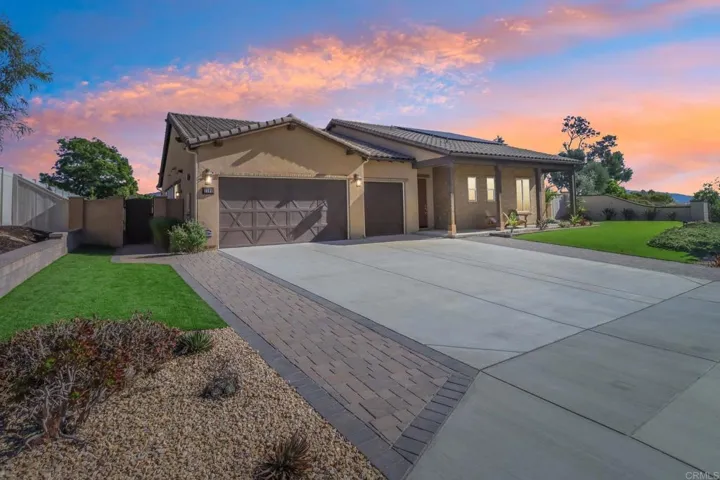 1501 Vista Verde Dr., Escondido, California 92026