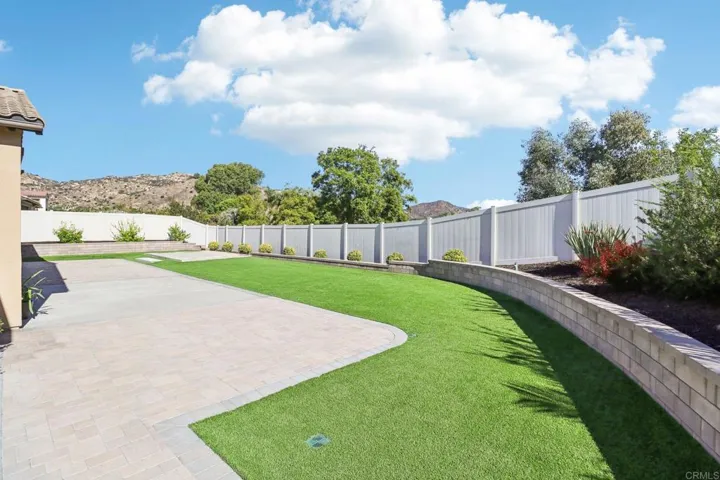 1501 Vista Verde Dr., Escondido, California 92026