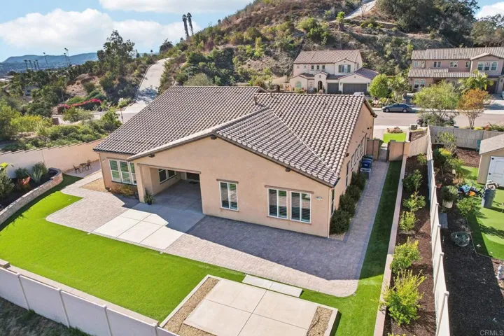 1501 Vista Verde Dr., Escondido, California 92026