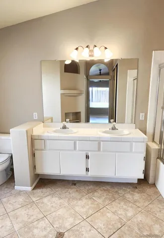 37163 Santa Rosa Glen, Murrieta, California 92562