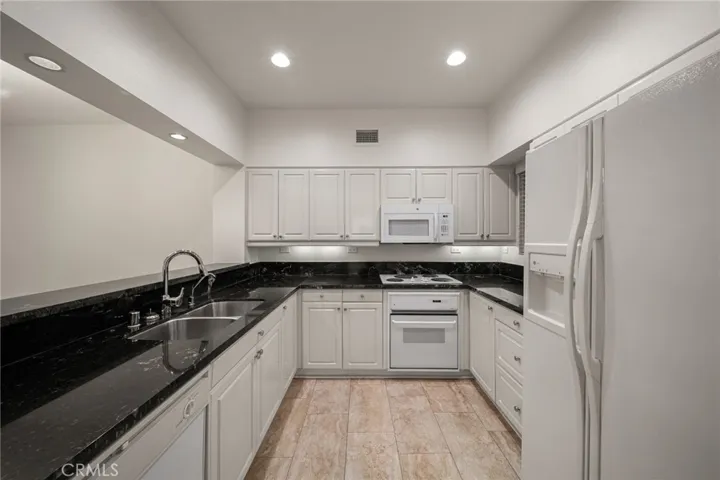 25422 Sea Bluffs Drive 103, Dana Point, California 92629