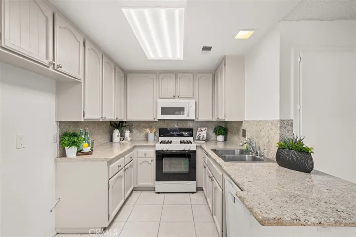 19106 Alamo Lane 169, Yorba Linda, California 92886
