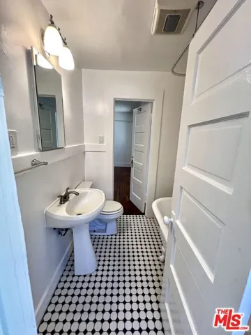 1431 N Alvarado Street, Los Angeles, California 90026