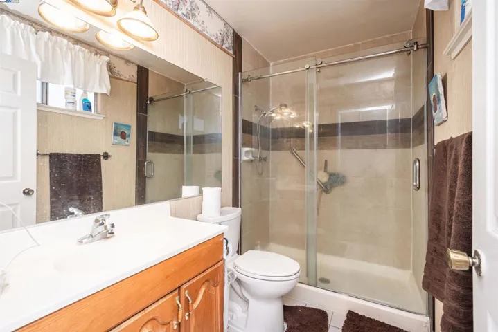 6300 Ironbark Ct, Citrus Heights, California 95621