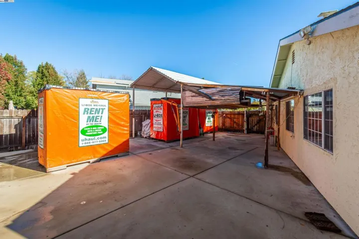 6300 Ironbark Ct, Citrus Heights, California 95621