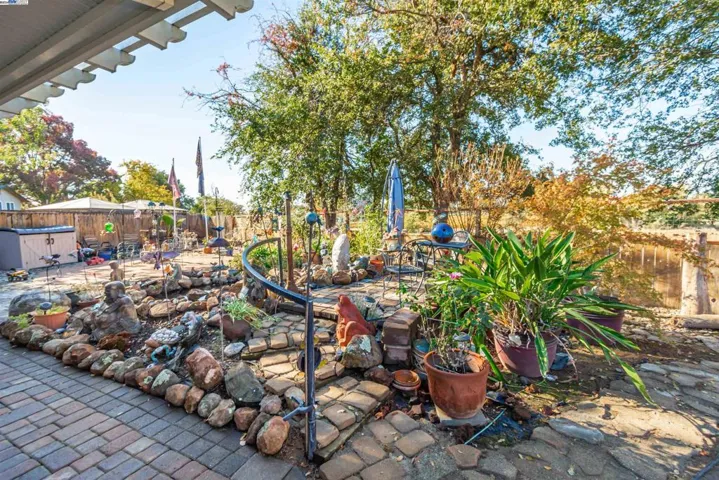 6300 Ironbark Ct, Citrus Heights, California 95621