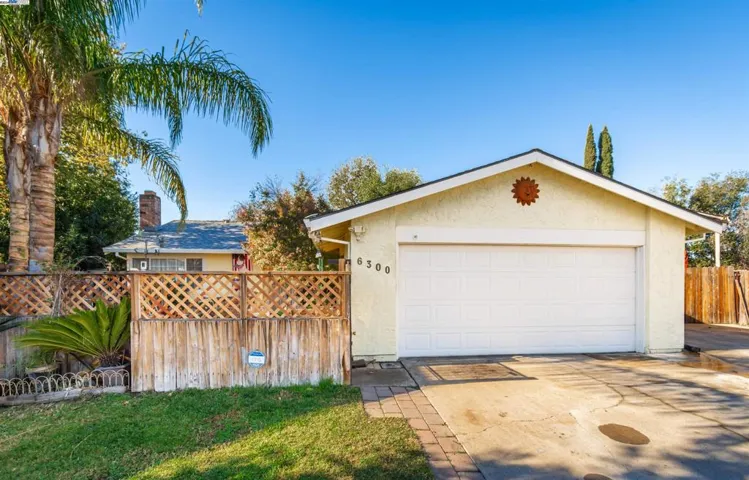 6300 Ironbark Ct, Citrus Heights, California 95621