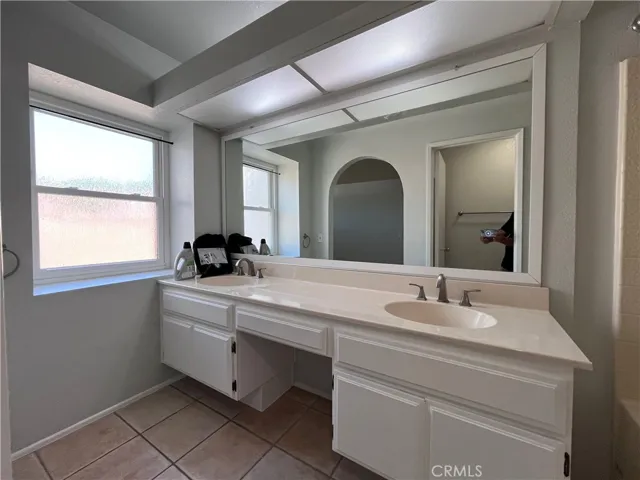 42 Calle Del Mar, Pomona, California 91766