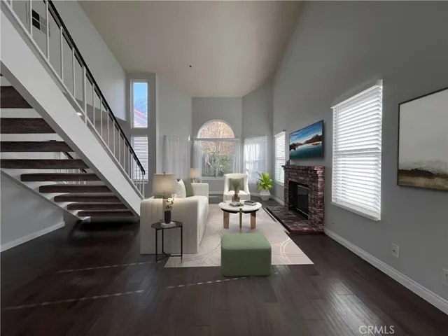 Entry/Livingroom