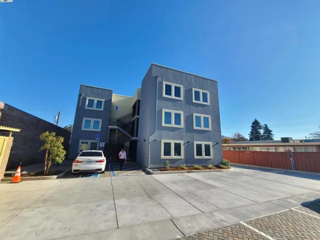 24997 Oneil Ave, Hayward, California 94544