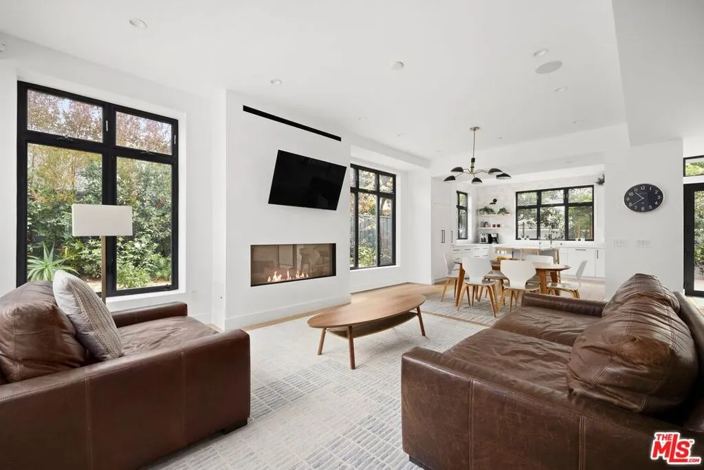 1037 21st Street, Santa Monica, California 90403 home-pic-0