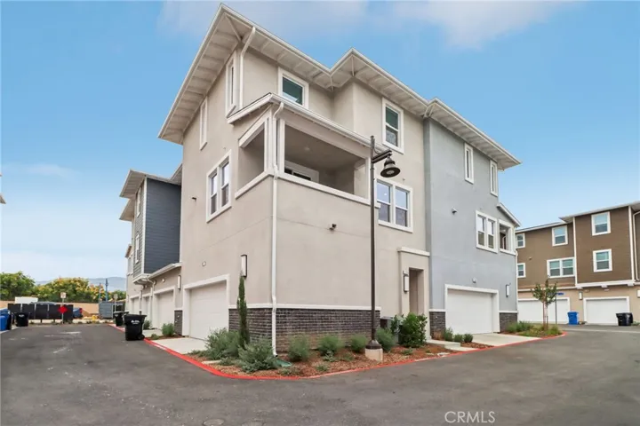 2715 Nash Court, Pomona, California 91767