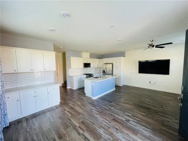 30420 Town Square Drive, Menifee, California 92584