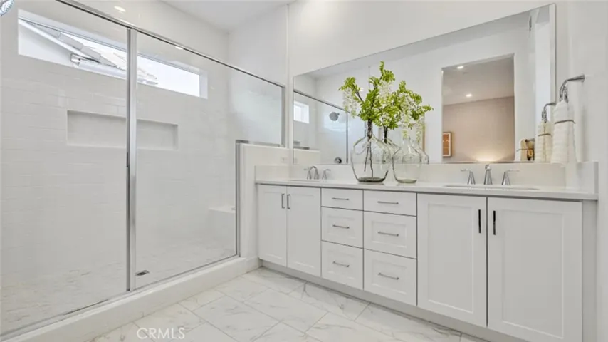 Photos shown are of model only- not actual homesite.