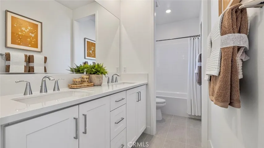 Photos shown are of model only- not actual homesite.