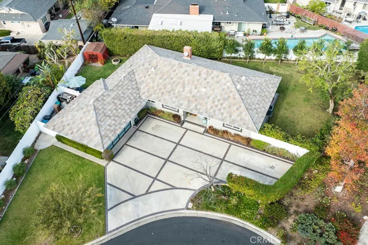17961 Fiesta Way, Tustin, California 92780
