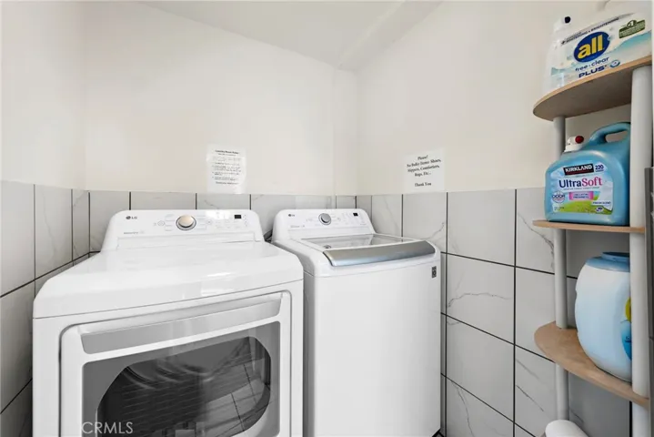 326 N Coast G, Laguna Beach, California 92651