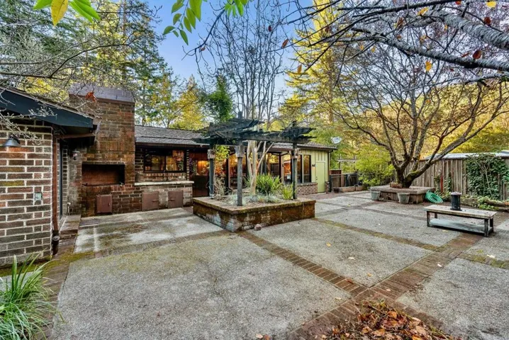 15610 Forest Hill Drive, Boulder Creek, California 95006