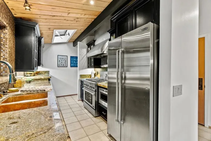 15610 Forest Hill Drive, Boulder Creek, California 95006