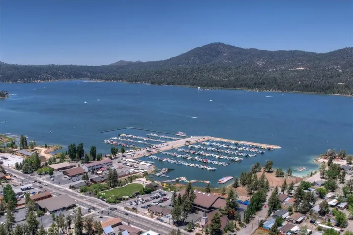 400 Pine Knot Boulevard, Big Bear Lake, California 92315