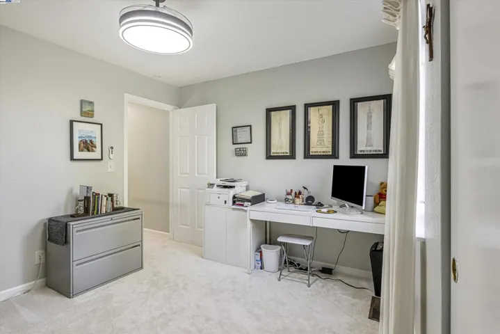 89 Crossing Ct, Hayward, California 94544
