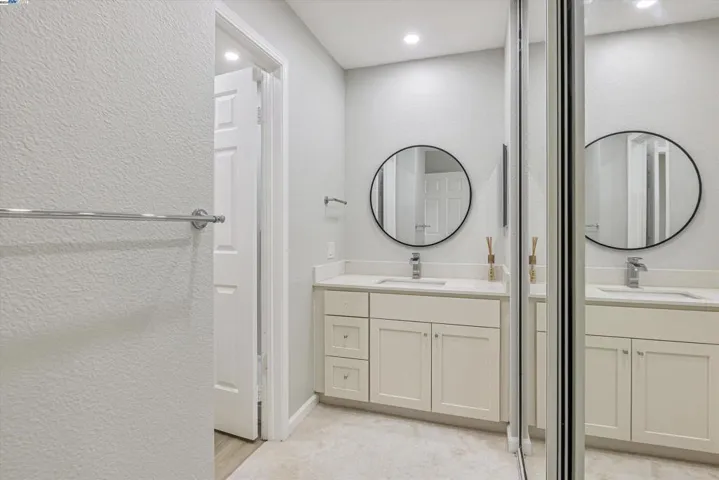 89 Crossing Ct, Hayward, California 94544
