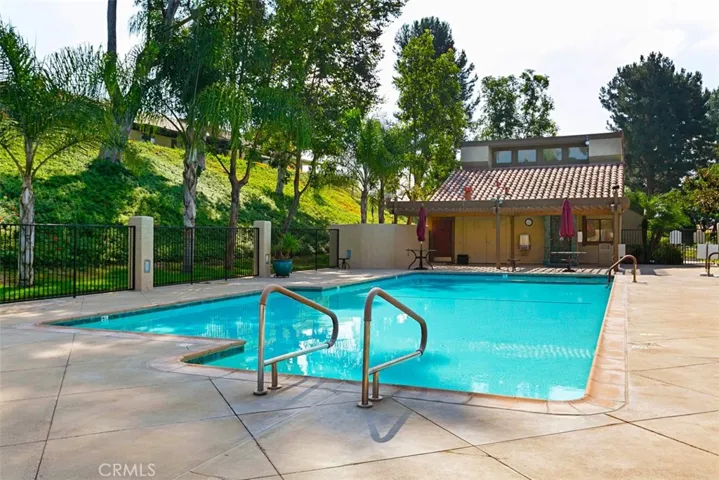 23461 Villena, Mission Viejo, California 92692