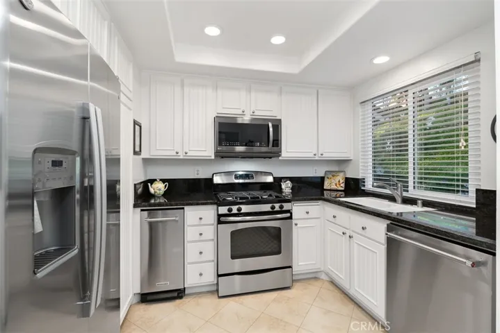 23461 Villena, Mission Viejo, California 92692