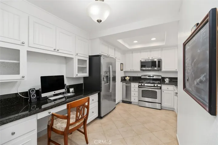23461 Villena, Mission Viejo, California 92692